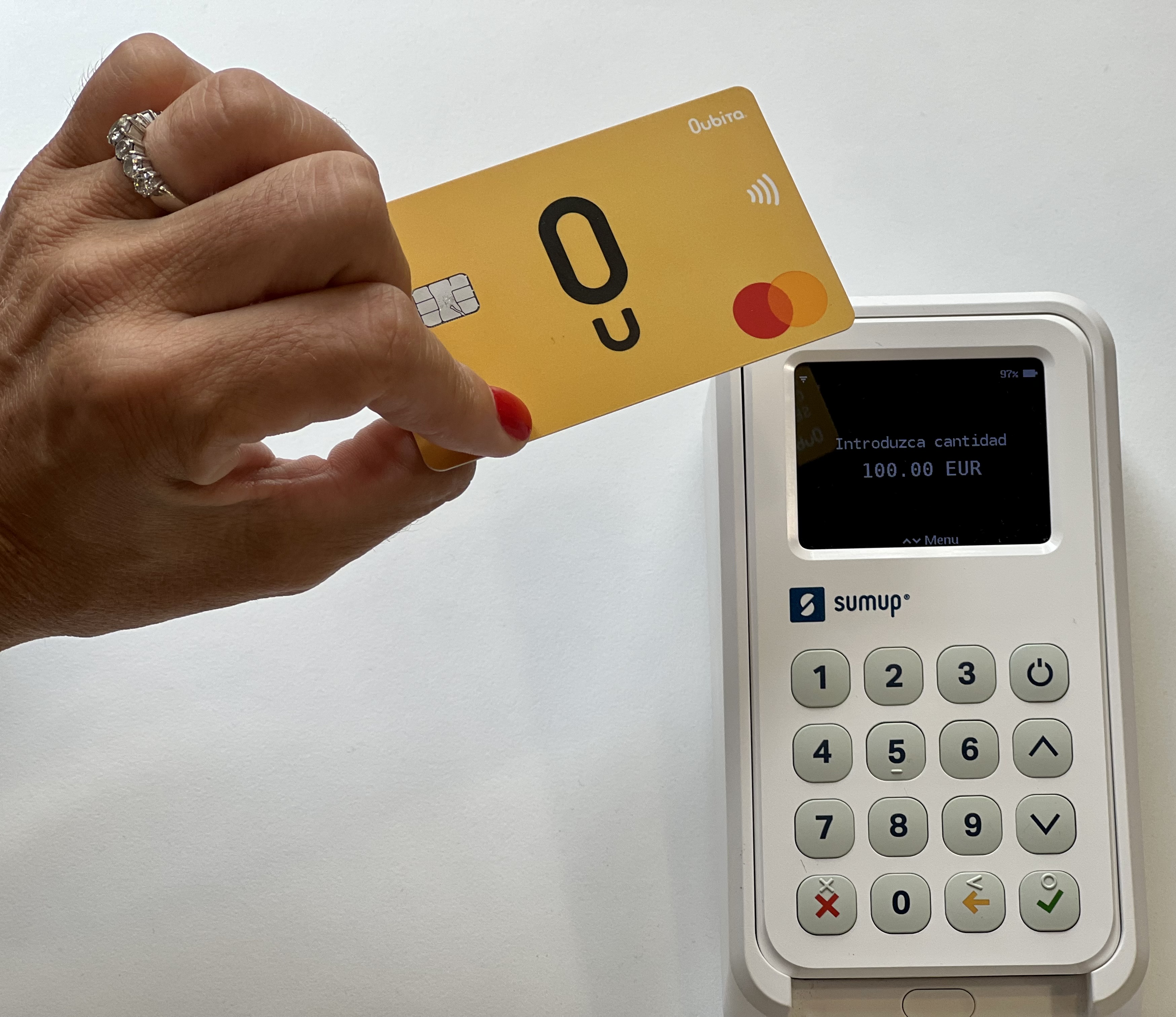 Oubita Card, la tarjeta de débito de Mastercard para pagar con criptomonedas 